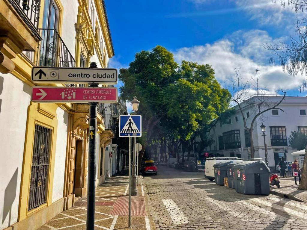 Apartamento Vitoria. Jerez de la Frontera Buitenkant foto